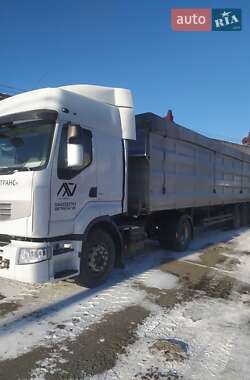 Тягач Renault Premium 2011 в Киеве