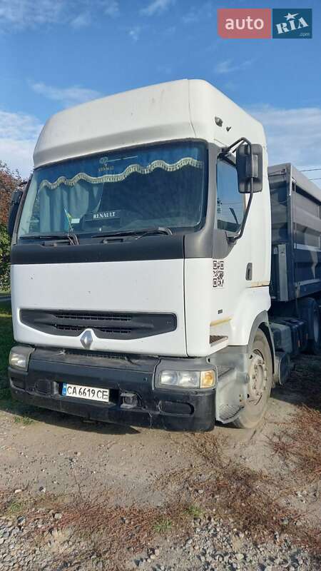 Тягач Renault Premium 2000 в Каневі