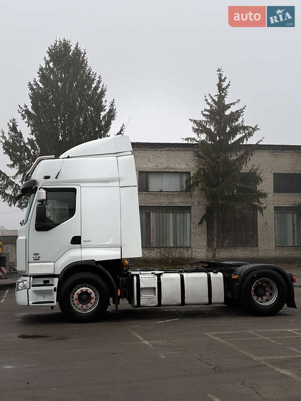 Тягач Renault Premium 2008 в Березному