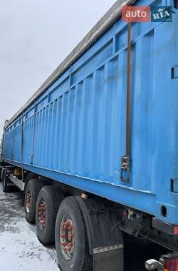 Контейнеровоз Renault Premium 2010 в 