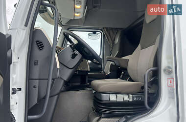 Тягач Renault Premium 2013 в Лопатині