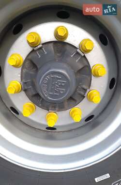 Тягач Renault Premium 2008 в 