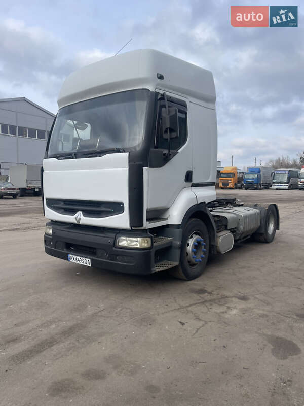 Тягач Renault Premium 2000 в 
