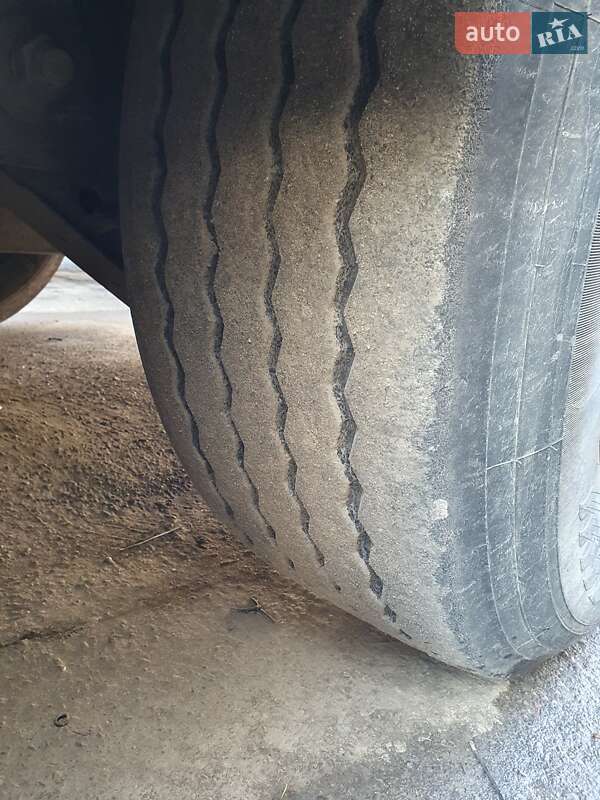 Тягач Renault Premium 2007 в Ровно