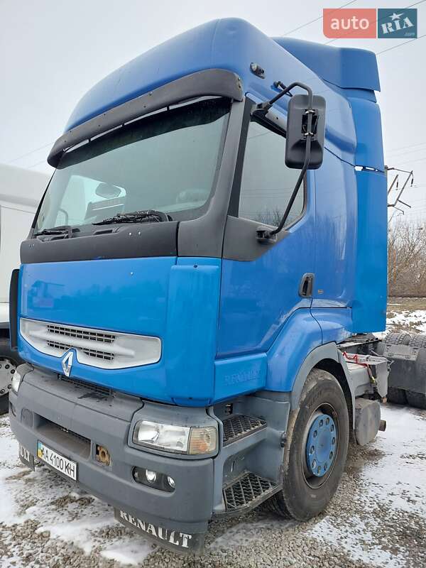 Тягач Renault Premium 2005 в Барышевке