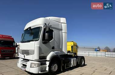 Тягач Renault Premium 2012 в Тячеве