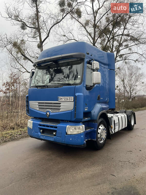 Другие грузовики Renault Premium 2011 в Коростене