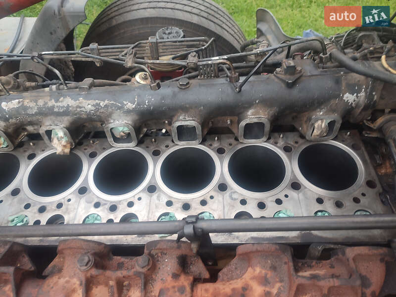 Тягач Renault Premium 1999 в 