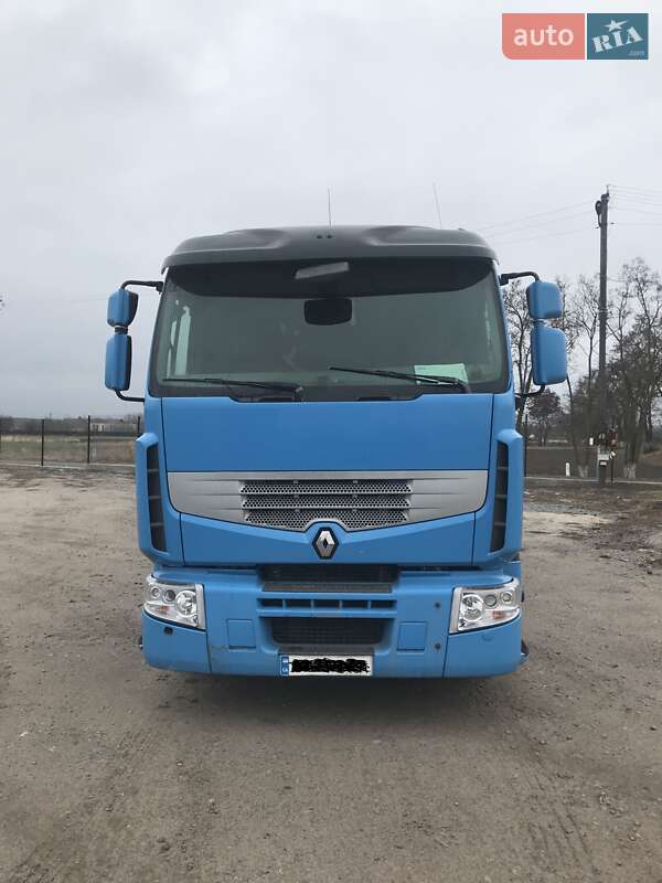 Renault Premium 2011