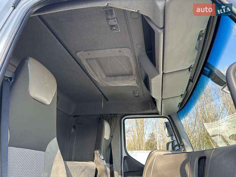 Тягач Renault Premium 2012 в Киеве