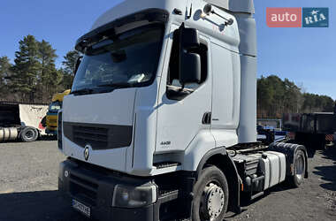 Тягач Renault Premium 2012 в 