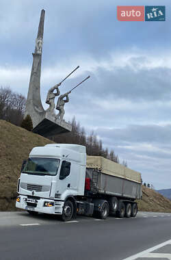 Тягач Renault Premium 2006 в Вознесенске