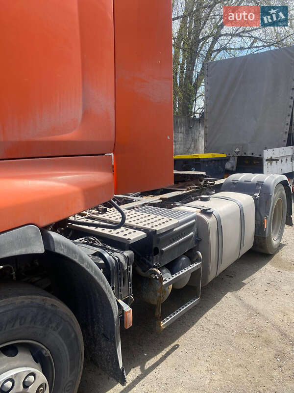 Тягач Renault Premium 2011 в Вишневом