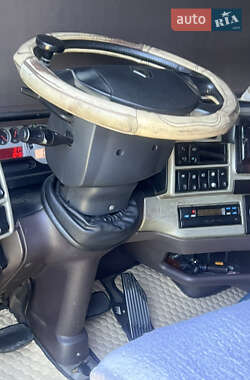 Тягач Renault Premium 2008 в 