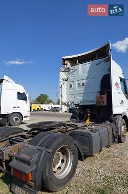 Тягач Renault Premium 2005 в 