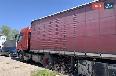 Тягач Renault Premium 2001 в 