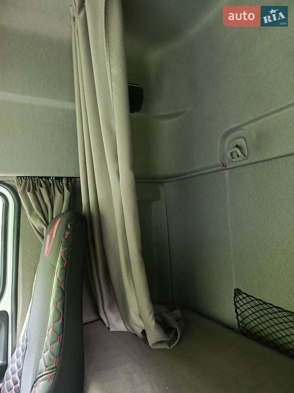 Тягач Renault Premium 2011 в Луцке