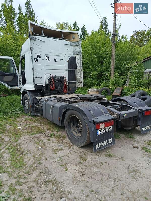 Тягач Renault Premium 2011 в Луцке