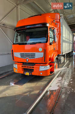 Тягач Renault Premium 2011 в Ужгороде