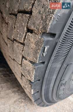Тягач Renault Premium 2009 в 