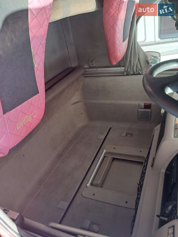 Тягач Renault Premium 2008 в Днепре