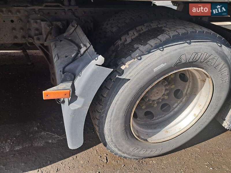 Тягач Renault Premium 2008 в Днепре