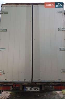 Тентований Renault Premium 2004 в 
