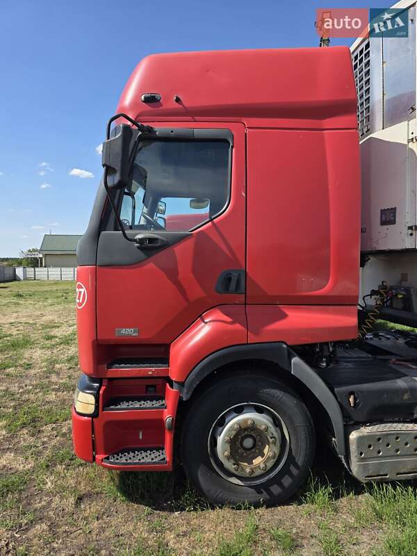 Тягач Renault Premium 2005 в Кременчуге