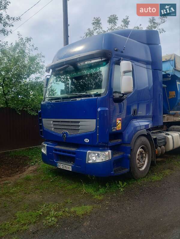 Тягач Renault Premium 2008 в 