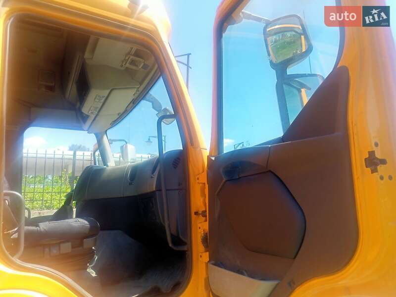 Тягач Renault Premium 2008 в Киеве