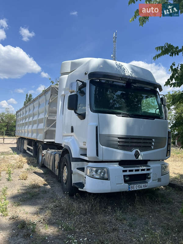 Зерновоз Renault Premium 2009 в 