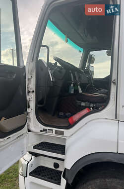 Тягач Renault Premium 2006 в 