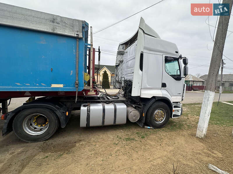 Тягач Renault Premium 2006 в Болграде