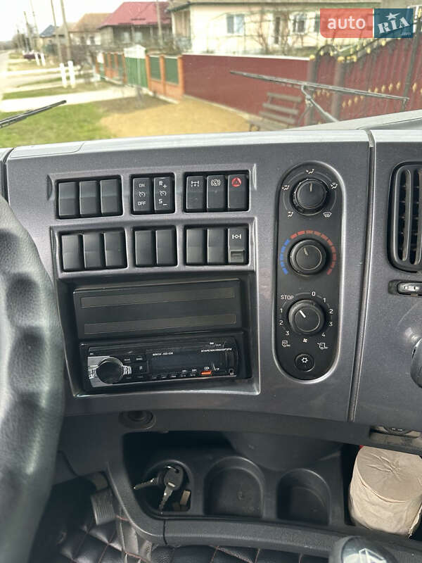 Тягач Renault Premium 2006 в Болграде