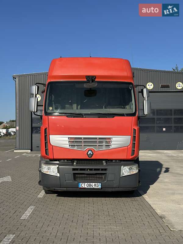 Тягач Renault Premium 2013 в Луцке