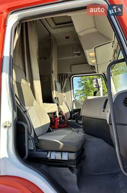 Тягач Renault Premium 2013 в 