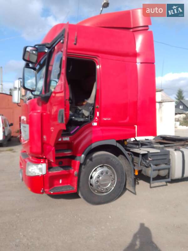 Тягач Renault Premium 2008 в Ивано-Франковске