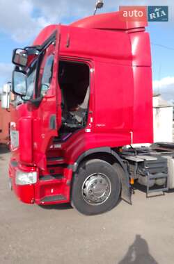 Тягач Renault Premium 2008 в 