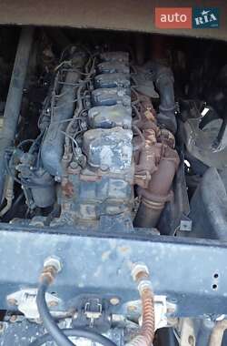 Тягач Renault Premium 2000 в 
