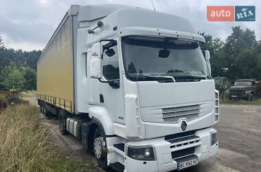 Тягач Renault Premium 2011 в 