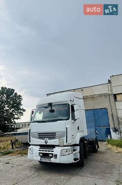Тягач Renault Premium 2011 в 