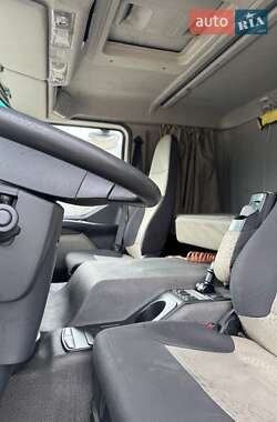 Автовоз Renault Premium 2011 в 