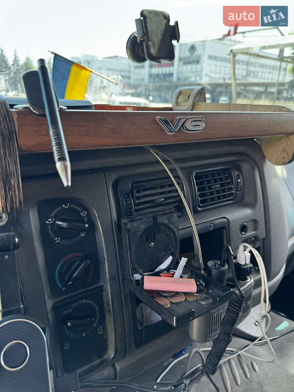 Автовоз Renault Premium 2005 в Черновцах