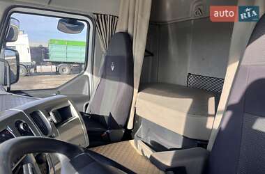 Контейнеровоз Renault Premium 2013 в 