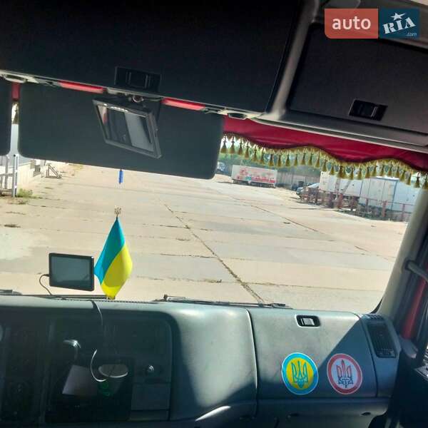 Грузовой фургон Renault Premium 2006 в Львове