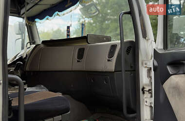 Тягач Renault Premium 2009 в 