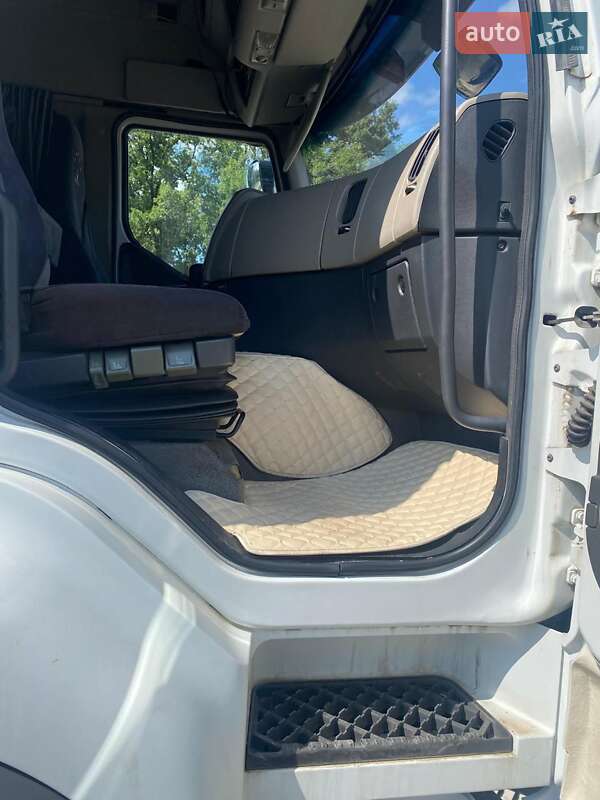 Тягач Renault Premium 2010 в Черновцах