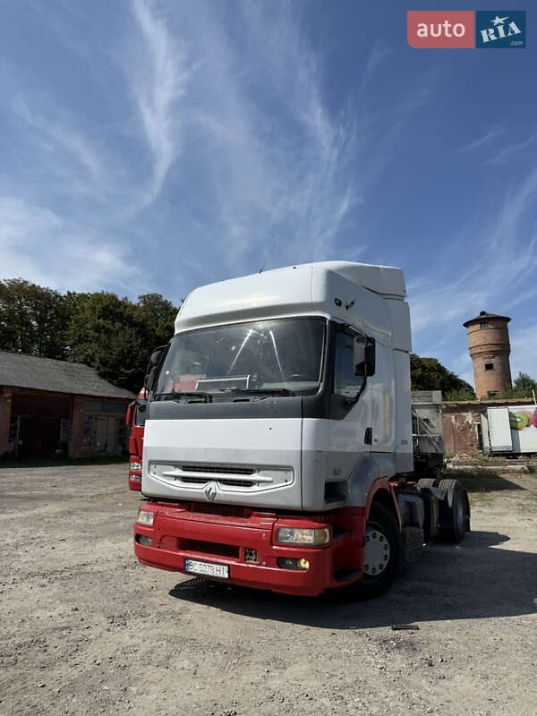Тягач Renault Premium 2005 в Радехове фото Тягач Renault Premium 2005 в Радехове