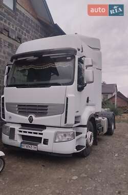 Тягач Renault Premium 2012 в Калуше