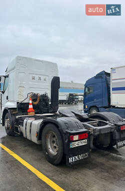 Тягач Renault Premium 2011 в 